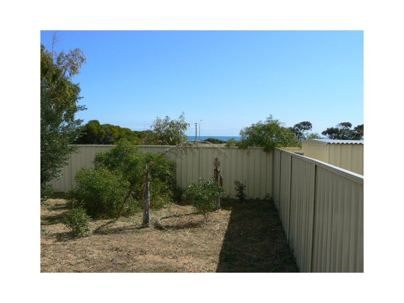 10 Stillwater Avenue, Drummond Cove WA 6532