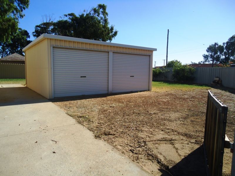 1 Nerrel Street, Waggrakine WA 6530