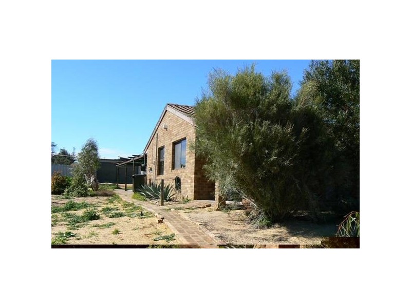 6 Kempton Street, Bluff Point WA 6530