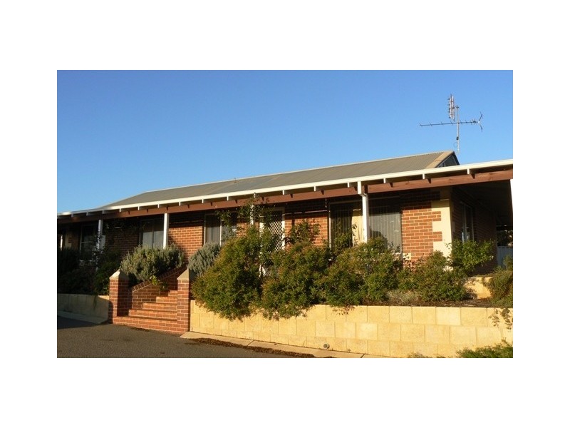 6 McDermott Avenue, Wandina WA 6530