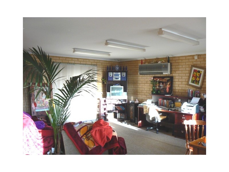 6 McDermott Avenue, Wandina WA 6530