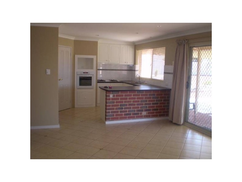 12 Catspaw ct, Strathalbyn WA 6530