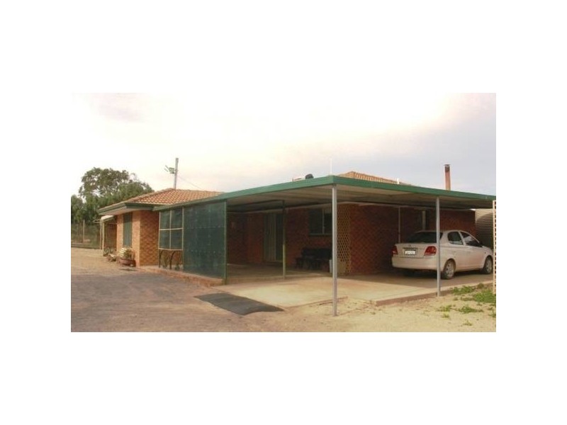 128 White Peak Road, White Peak WA 6532