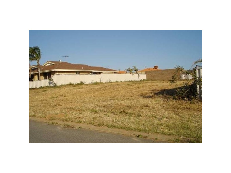 8 Watterson Road, Tarcoola Beach WA 6530