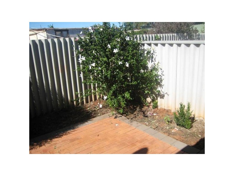 6/270 Fourth Street, Wonthella WA 6530