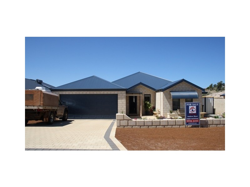 4 Coveside Way, Drummond Cove WA 6532