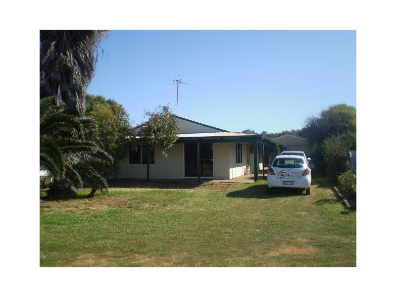 33 Gaskin Drive, Cape Burney WA 6532