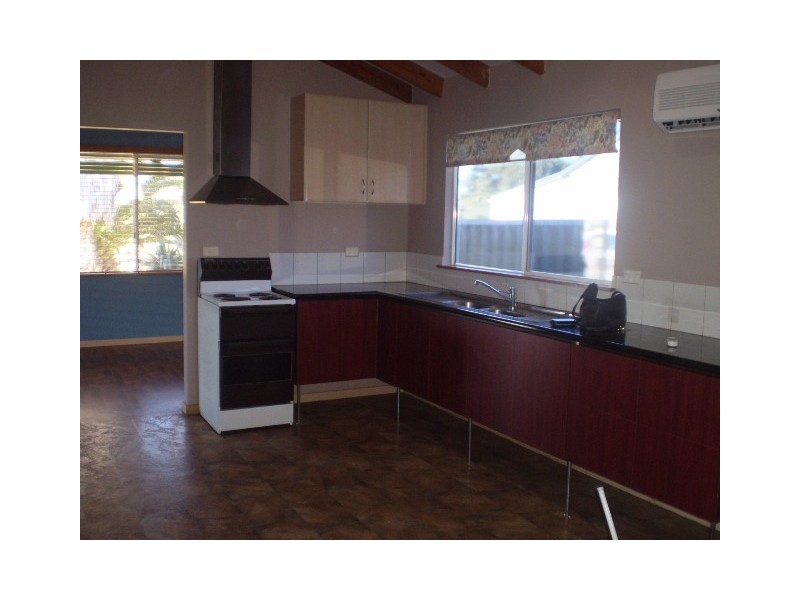 33 Gaskin Drive, Cape Burney WA 6532