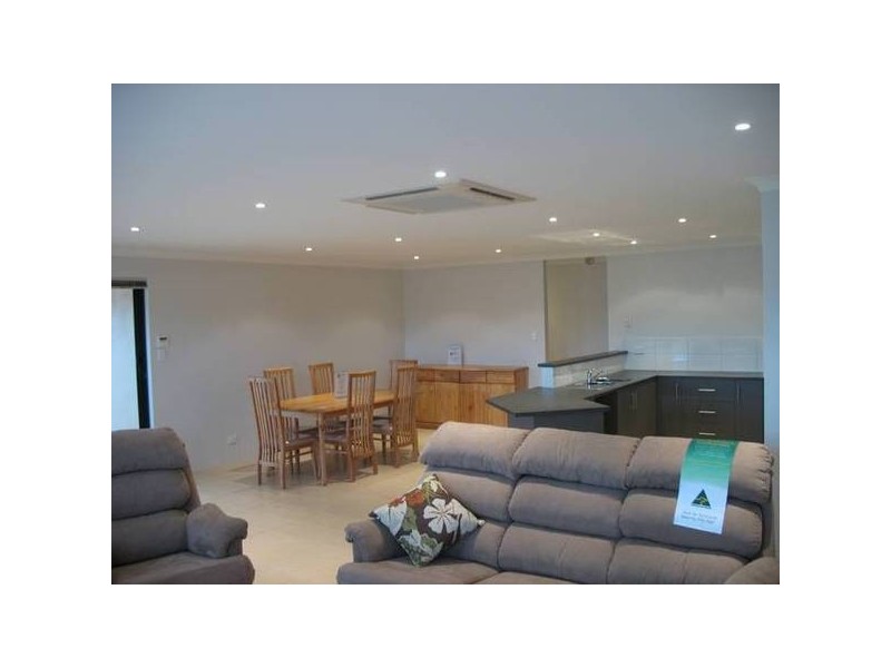 35 Ego Creek Loop, Waggrakine WA 6530