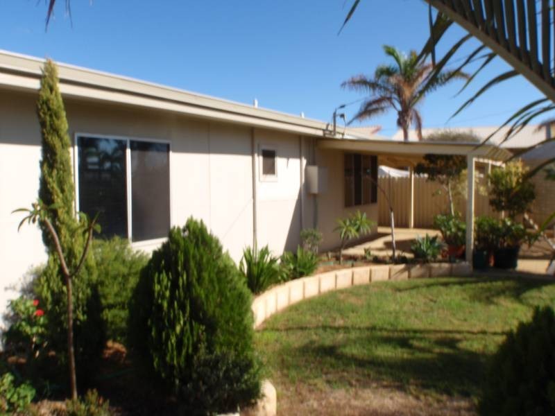 53 Hillview Drive, Drummond Cove WA 6532