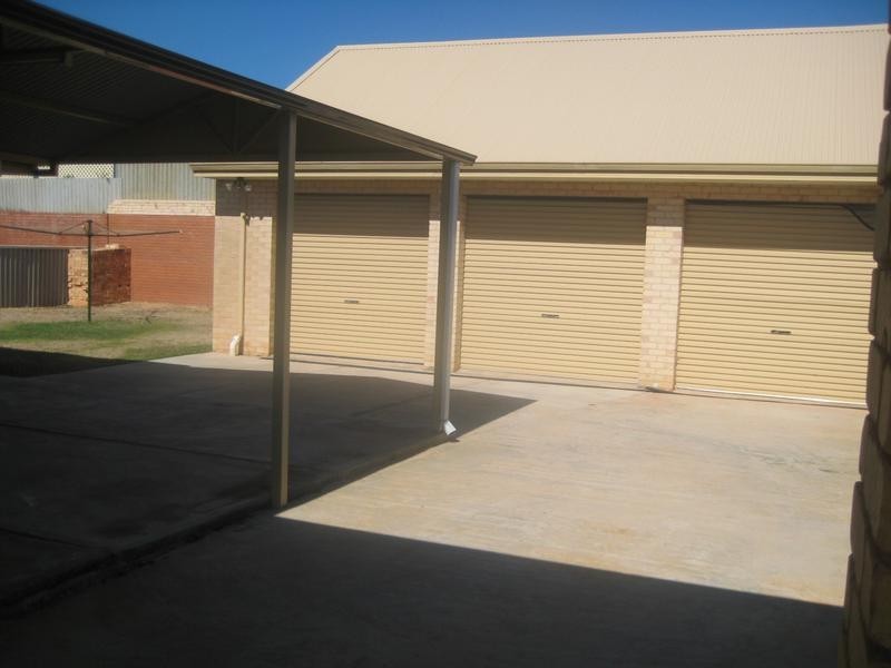 28 EASTCOTT WAY, Tarcoola Beach WA 6530