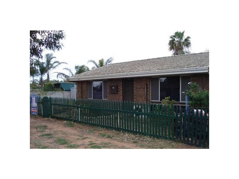 B/231 Second Street, Wonthella WA 6530