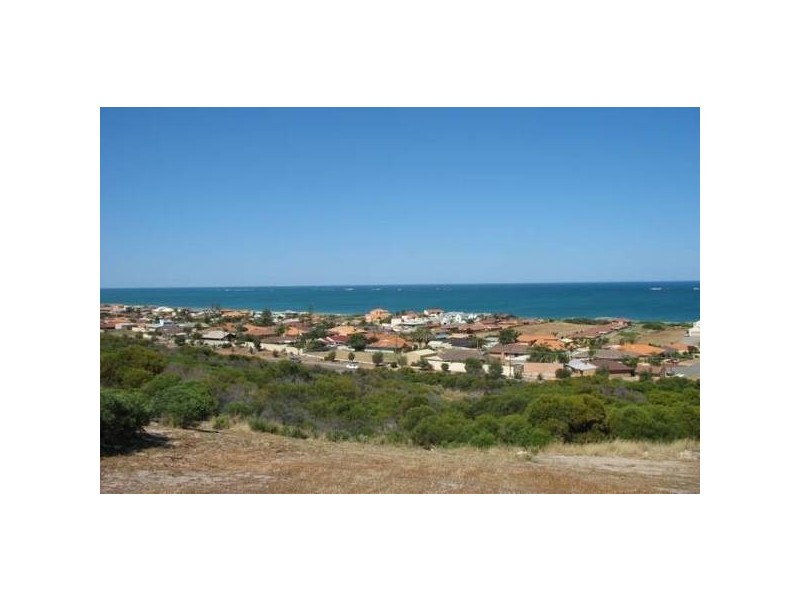 28 Barrett Drive, Wandina WA 6530