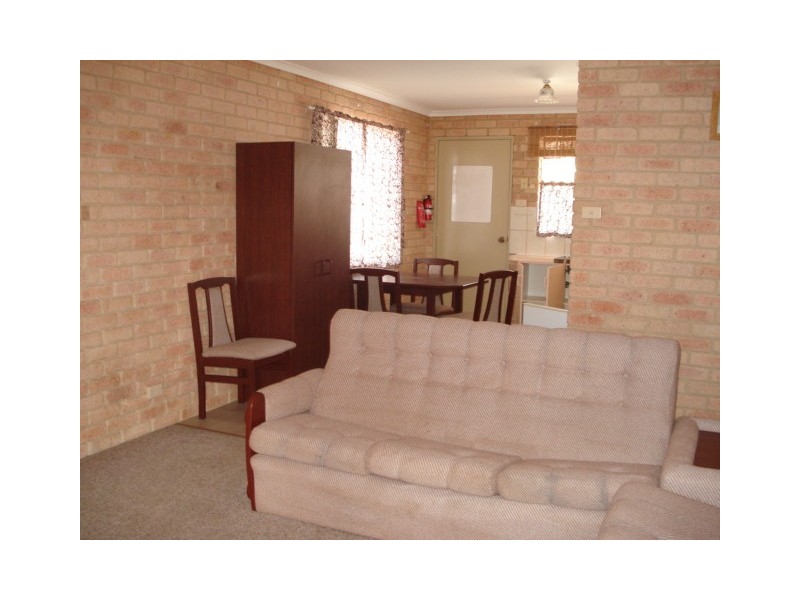 1/15 Carter Street, Rangeway WA 6530
