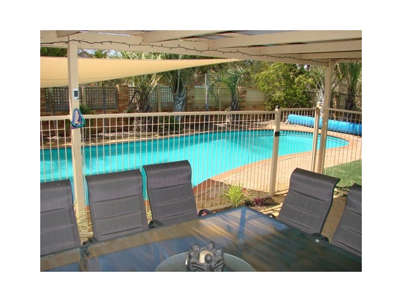 5 Sears Court, Moresby WA 6530