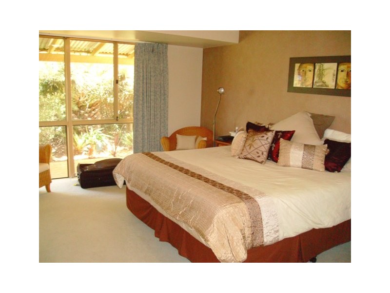 5 Sears Court, Moresby WA 6530