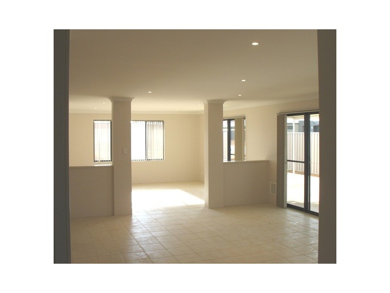 23 Awanui Street, Wandina WA 6530