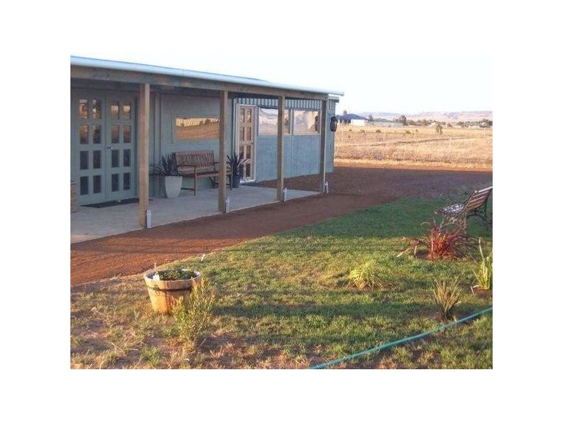 22 Eastlyn Drive, Deepdale WA 6532