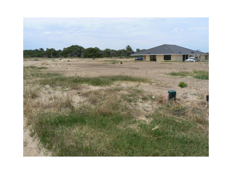 10 Periwinkle Street, Drummond Cove WA 6532