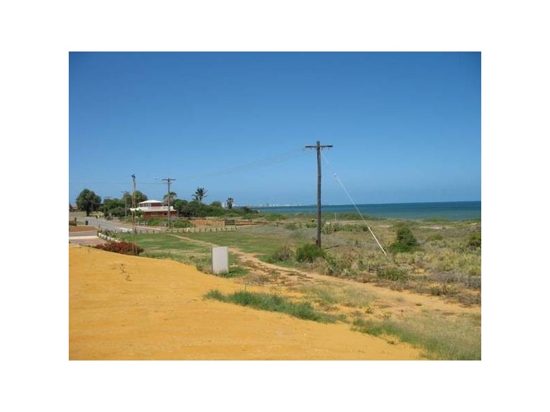 3 Crowtherton Street, Bluff Point WA 6530