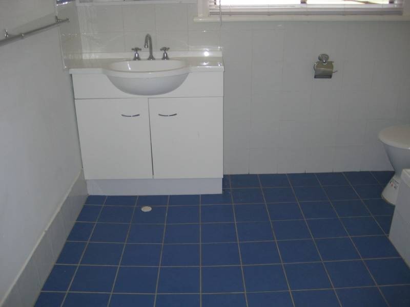 210 Sixth Street, Wonthella WA 6530