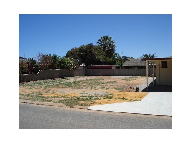 B/229 Fourth Street, Wonthella WA 6530