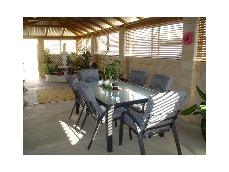 3 Brittania Parade, Wandina WA 6530