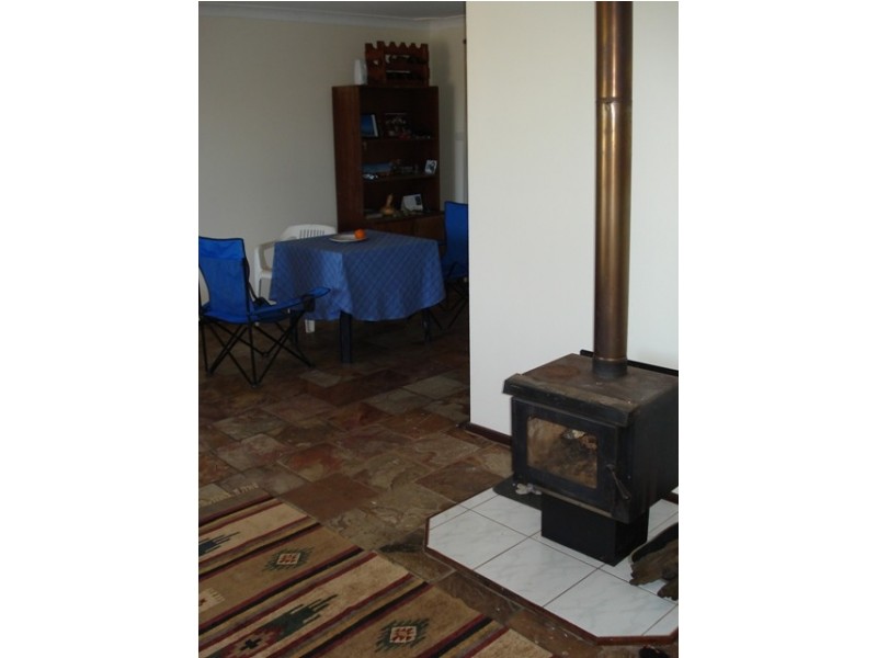 8 Tuart Street, Rangeway WA 6530