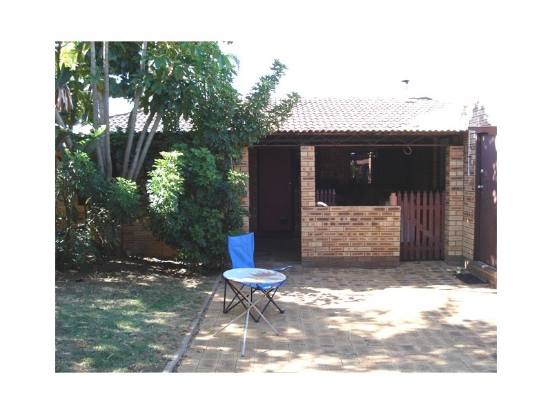 8 Tuart Street, Rangeway WA 6530