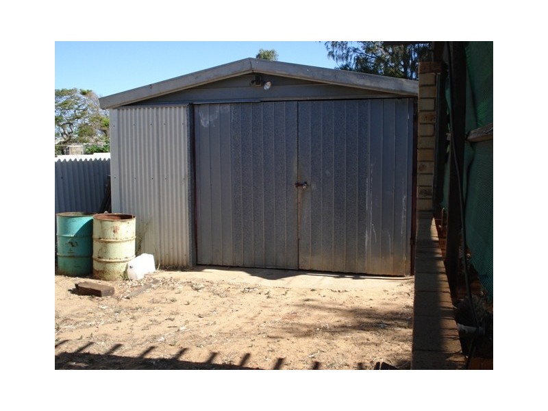 8 Tuart Street, Rangeway WA 6530