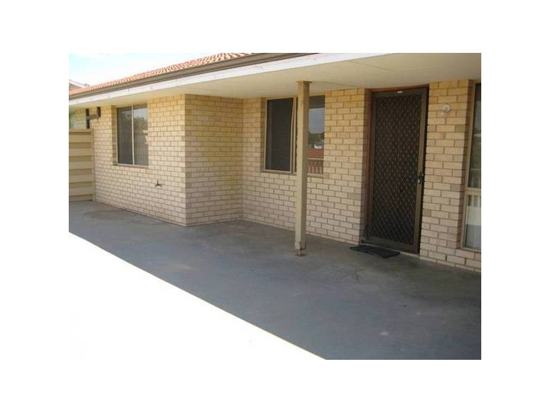 3/8 Eric Street, Geraldton WA 6530