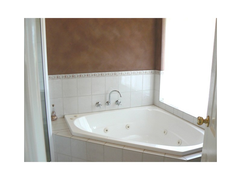 8 Quayside Vista, Drummond Cove WA 6532