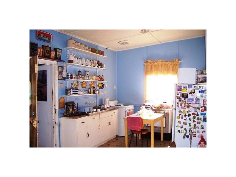 236 Fifth Street, Wonthella WA 6530