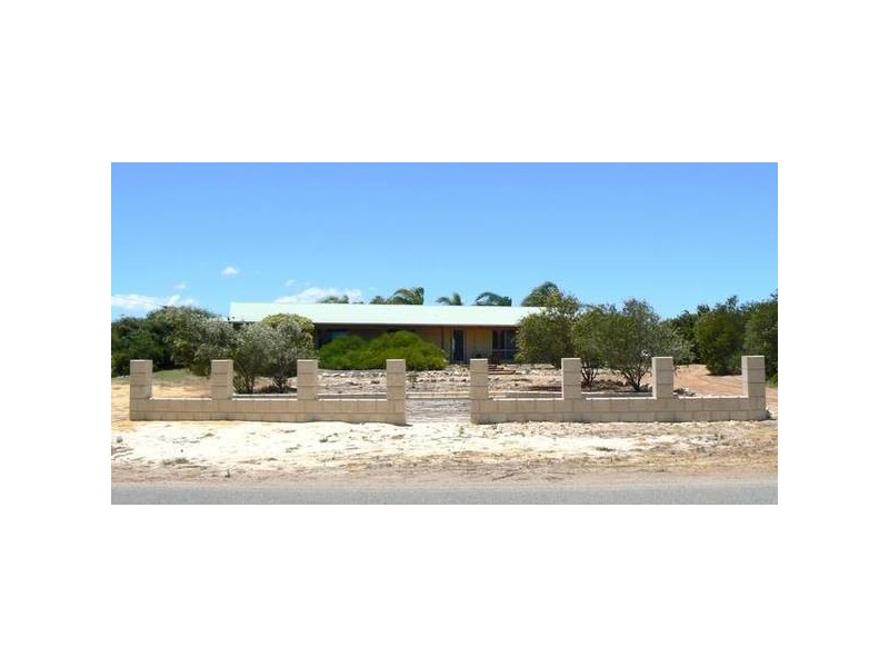 52 Eakins Crescent, Wandina WA 6530