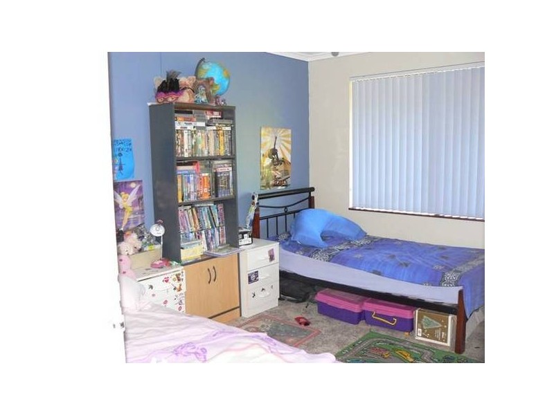 52 Eakins Crescent, Wandina WA 6530