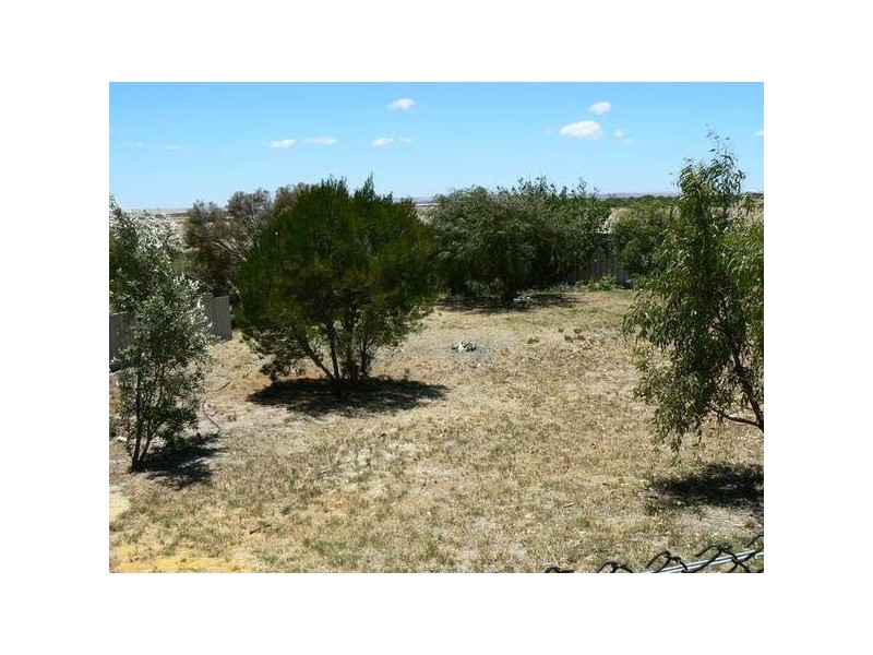 52 Eakins Crescent, Wandina WA 6530