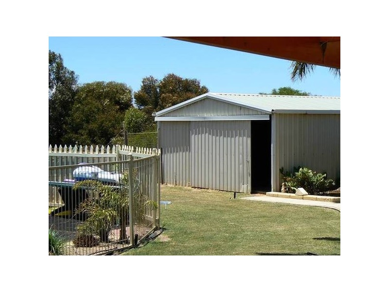 52 Eakins Crescent, Wandina WA 6530