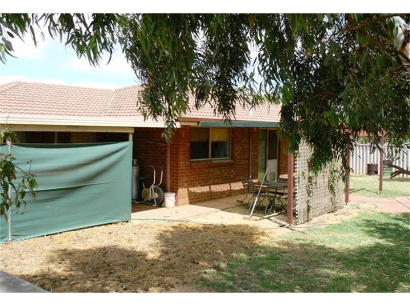 363 Edward Road, Meru WA 6530
