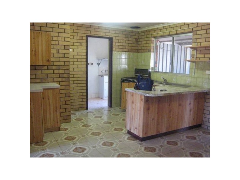 94 Chapman valley Rd, Waggrakine WA 6530