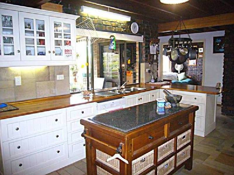 591 Mt Gravatt Capalaba Road, Wishart QLD 4122