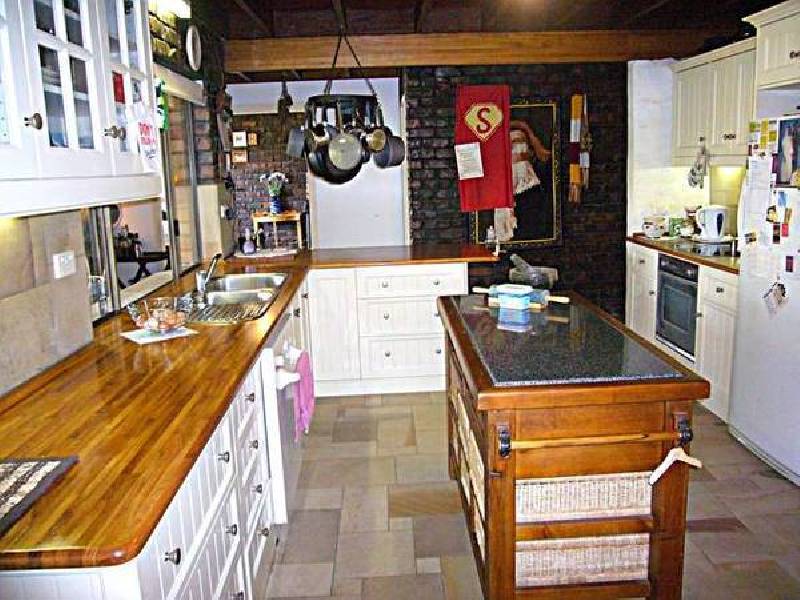 591 Mt Gravatt Capalaba Road, Wishart QLD 4122