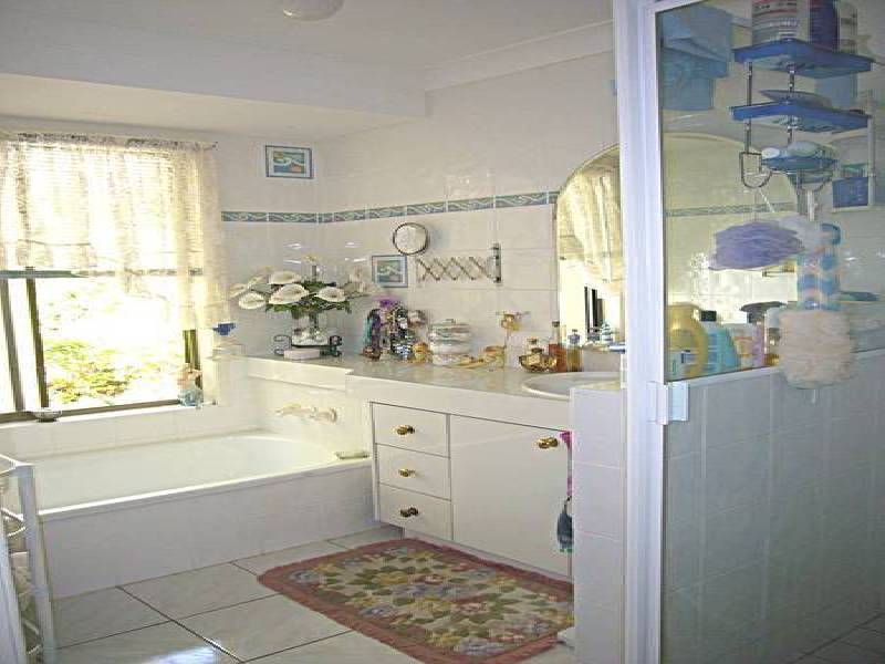 6 Coot Place, Rochedale South QLD 4123