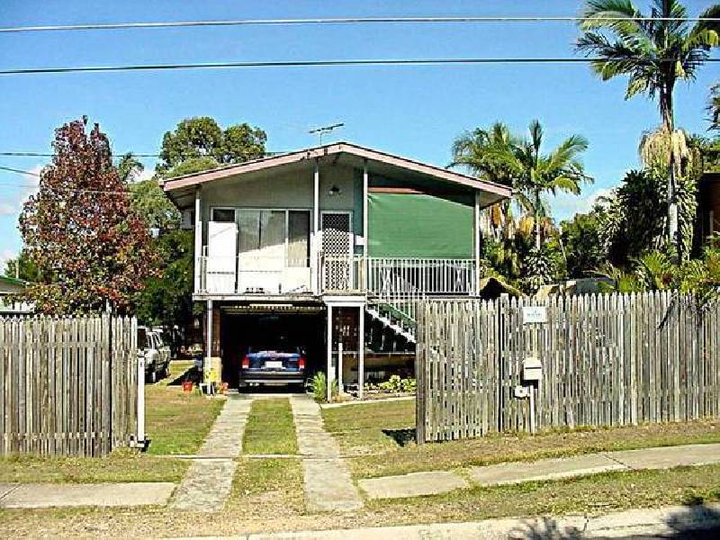 She-Oak Street, Logan Central QLD 4114
