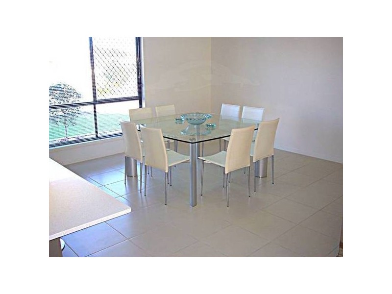 Lily Circuit, Kuraby QLD 4112