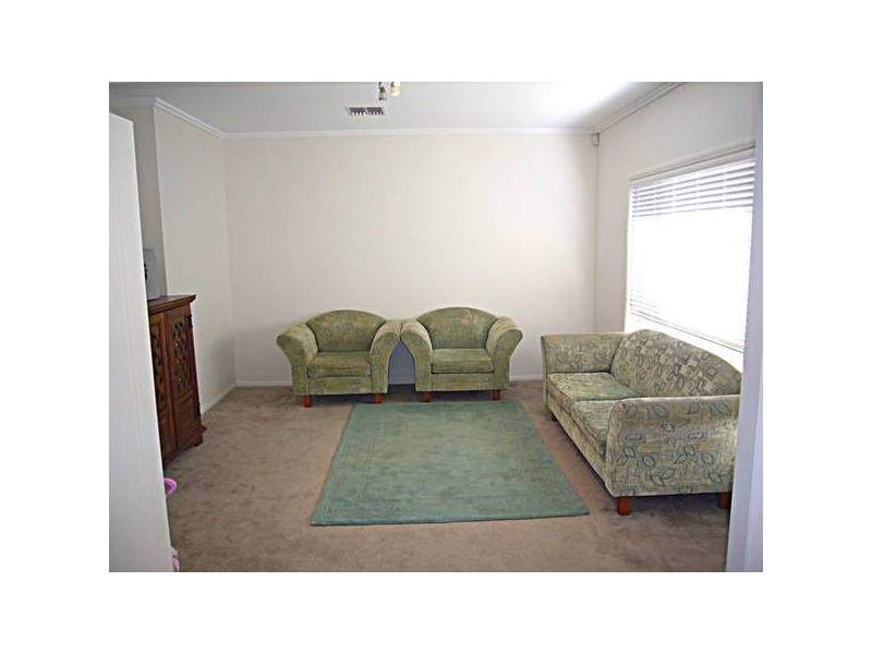 Lily Circuit, Kuraby QLD 4112