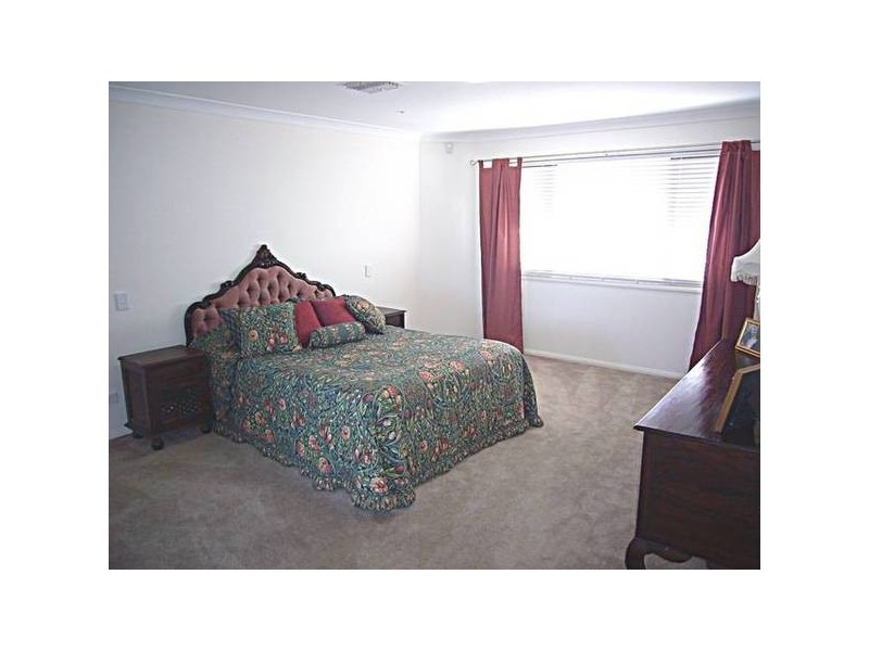 Lily Circuit, Kuraby QLD 4112