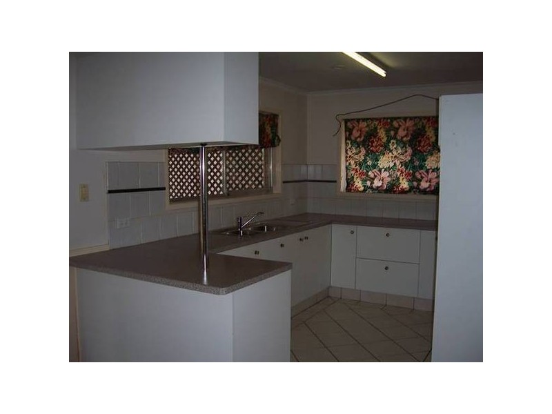 Mallawa Street, Slacks Creek QLD 4127