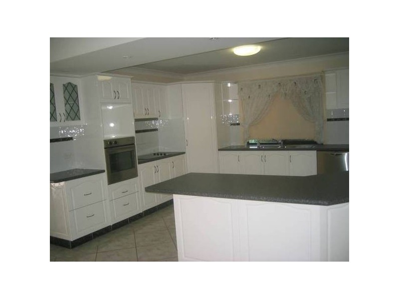 Fairmont Crescent, Underwood QLD 4119