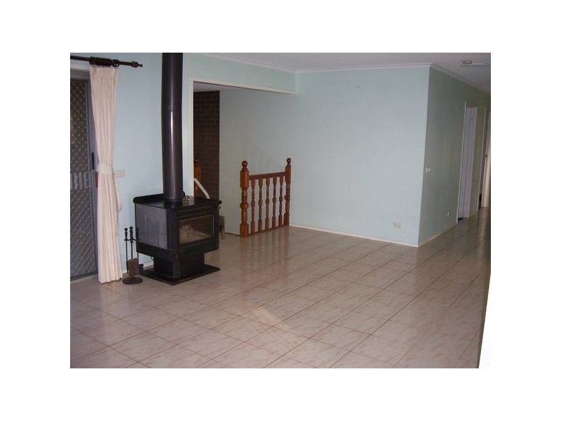 Veronica Avenue, Daisy Hill QLD 4127