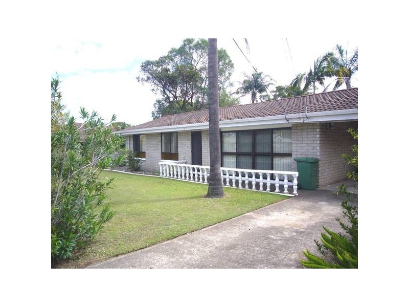 10 Clarinda Avenue, Springwood QLD 4127